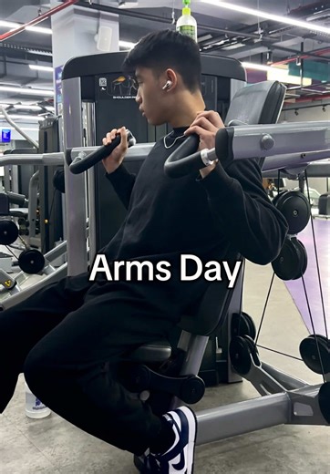 Effective Dumbbell Workout for Building Arm Strength