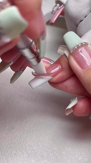 Nail Art Masterclass: Step-by-Step Tutorial for Stunning Designs! 💅✨ #NailTutorial #NailArt #DIYNails #NailDesigns #ManicureMagic | 𝙏𝙖𝙩𝙩𝙤𝙤𝙨