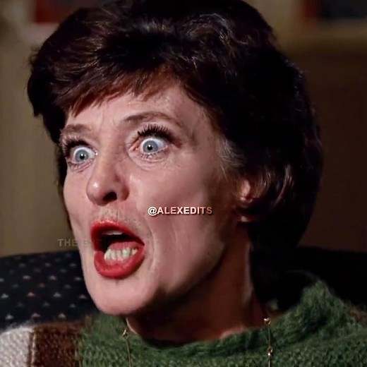 Can't Believe What She Said! (Five Easy Pieces 1970) 4K