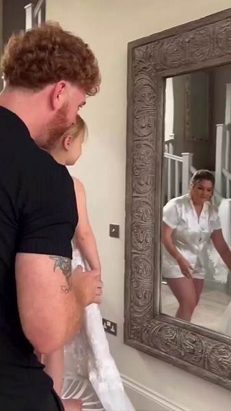 305K views · 10K reactions | The sweetest moments 凉凉 Our hearts are melting over this beautiful series by @fireandice 懶! ⁣The bride’s daughter put on her wedding dress whilst she was getting ready, and it is the cutest thing. Thank you @fireandice for sharing this with us, we love it! #weddingday #fireandice #weddingphotography #weddingphotographer #weddingphoto #weddingideas #weddinginspiration #weddinginspo #daughter #motherdaughter #flowergirl | Unscripted | Facebook