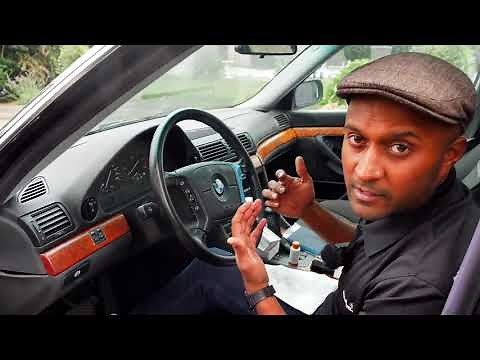 Leather steering wheels: Cleaning, care and colour refreshment | COLOURLOCK