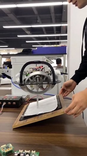 IntelligenceGo on Instagram: "#gyroscopic #gyro #gyroscope #automation #robot #robotics #engineering #engineer #programming #roboticarm"