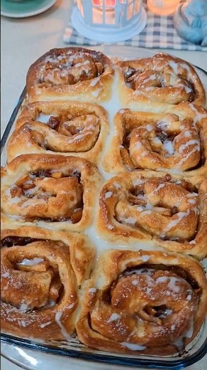 แอปเปิ้ลชินนาม่อนโรล Apple Cinnamon Roll