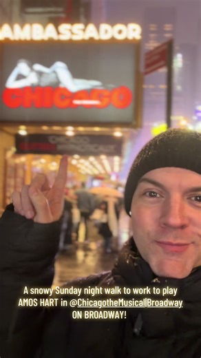 Playing Amos Hart in Chicago The Musical Tonight