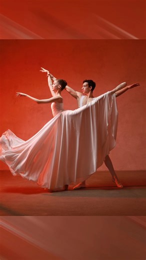 🇺🇦 Model poses for photoshoot📸 Ballet. Models Daria and Vitaliy