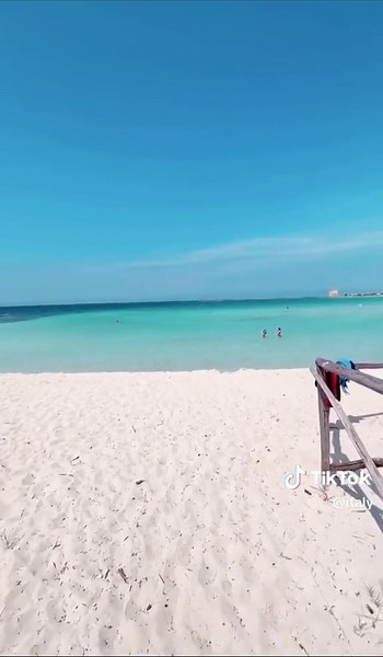 Exploring the Stunning Beaches of Porto Cesareo, Italy