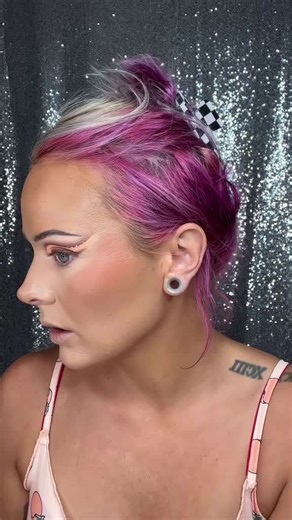 Testing a bold blurring blush for a summer-ready look