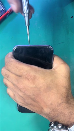 Original iPhone Batteries with 1 Year Warranty