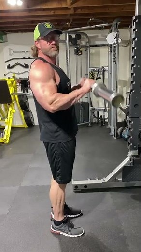 What the Heck is a Reverse Curl???