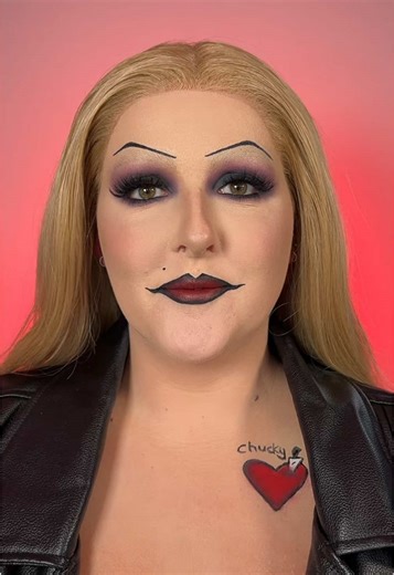 Chuckys bride 👰‍♀️🔪💔 @maccosmetics @Jordana Ticia Cosmetics @Doll Beauty @BEAUTY BAY @e.l.f. Cosmetics @PLOUISE @PINKHONEY #chuckysbride #halloween2025 #tiffanyvalentine #cosplay #halloweenmakeup