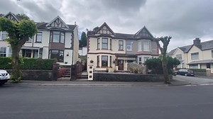 11 reactions | THE POWER OF VIRTUAL VIEWINGS SOLD 1st VIEWING FULL ASKING PRICE Let us DISPLAY YOUR PROPERTY FREE VALUATION❤️ ❤️ ❤️ ❤️ ❤️ 0% COMMISSION SALES FEES❤️ ❤️ ❤️ ❤️ ❤️ AWARD WINNING TEAM 2018-19-20⭐️ ⭐️ ⭐️ ⭐️ ⭐️ RECORD BREAKING SALES CLICK HERE TO BOOK YOUR FREE VALUATION https://ed.gr/drs8x | Property Plus | Facebook