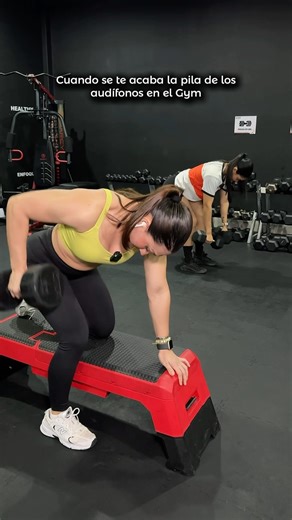 VI🔥FIT on Instagram: "Esa ayuda tu no la tiene 😂❤️‍🔥🔥 #vifiteros❤️‍🔥 #vifit #gym #entrenamientofuncional #running #shakira"