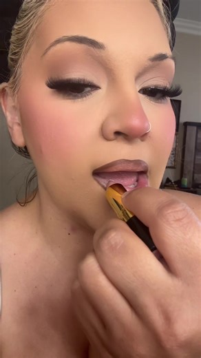 Revlon Skyline Pink 025 Lipstick Review