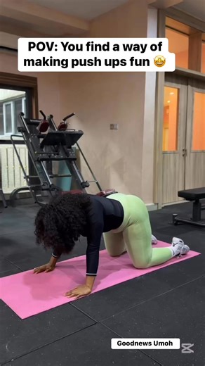 Etimbuk Umoh on Instagram: "Fun push ups"