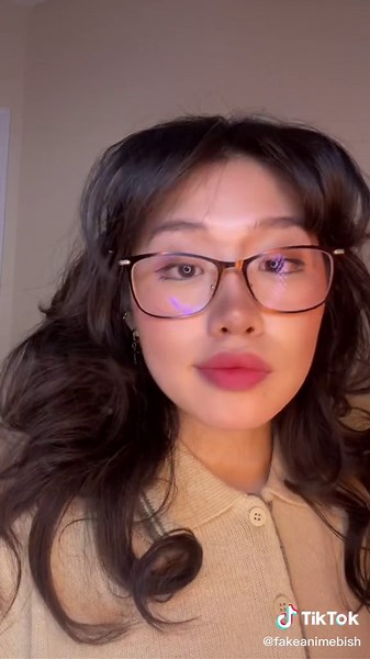 Transforming into Turning Red - Vampire Eyes Transformation