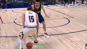 用2K还原约基奇