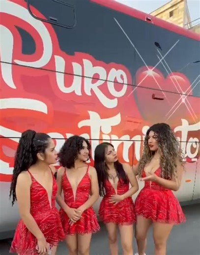 🔴🔴#Tacna: ¡FELIZ AÑO NUEVO 2026! Ya puedes separar tu mesa y recibir el año nuevo en Restaurant La Frontera 🎉✨ 👉 Este 31 de diciembre vive una noche explosiva con las chicas de PURO SENTIMIENTO, un show lleno de energía, ritmo y encanto que te hará despedir el 2025 como se debe 🇨🇱🇵🇪🌴🎭✨ 💃🕺 Más de 8 horas de espectáculo en vivo para celebrar, bailar y comenzar el 2026 con la mejor vibra. ⏰ Desde las 7:00 p.m. 🍛 Incluye: Cena • Show • Cotillón 🥳🎉 📲 Reserva ahora: 51952962346 💳 Acep