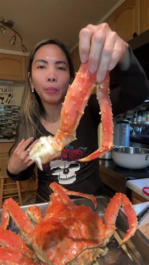 Experience the Best Alaskan King Crab Freshness