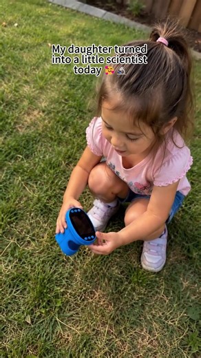 Inspiring Young Scientists with a Kids' Microscope