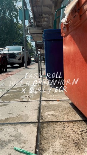 7.3K views · 254 reactions | #FeatureFriday แบบนี้ใช่ไหมที่เรียกปั่นทำทรง…Surly ECR 27.5 x 3.0” จัดให้ บอกเลยแวะจุกๆ เหมือนไซส์ยาง ☕️ #GreenhornEasyRoll #SurlyECR #GreenhornLovesSurly | Greenhorn Bicycle Project | Facebook