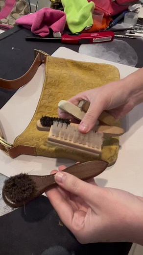 How to Clean Suede Purses: Step-by-Step Guide
