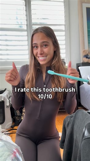 Brooklyn Rose on Instagram: "This new toothbrush changed my teeth in two weeks!! POV you finally updated from a $3 toothbrush #productreview #electrictoothbrush #funnyreview #lifechanging #tiktokshopproduct"