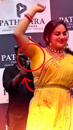 61K views · 123 reactions | Link:- https://www.wishlink.com/share/aev2u Like♥️ & comment for the link✅ @ammus_finds . . Disposable Underarm Sweat Pads for Men and Women, Sweat Pads for Underarms For Underarm Sweat Stains & Foul Odour | Breathable Material for Quick Absorption | Ultra Thin and Deodorising | Self-Adhesive Sweat Pads Sweatpad #sweatpad #sweat #pad #thin #underarm #stain #sweatstains #breathable | Finds By Aswani | Facebook