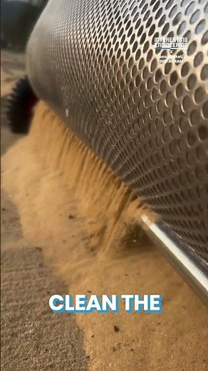 Beach Cleaning Machine