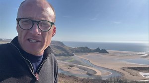 24K views · 296 reactions | An absolutely incredible day here today with lovely #walltowallsunshine  The tide is fully out, acre after acre of golden sands with the river water glistening in the early spring sunshine. 2025 bookings are live www.threecliffsbay.com | Three Cliffs Bay Holiday Park | Facebook