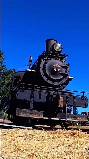 Heisler in action. #1 was born in 1916 #train #railroad #steamengine