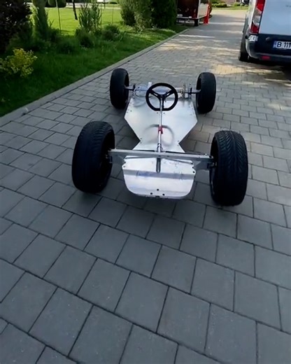 647K views · 1.1K reactions | This lad put some serious work into his own race car from scratch! | UNILAD Tech | Facebook