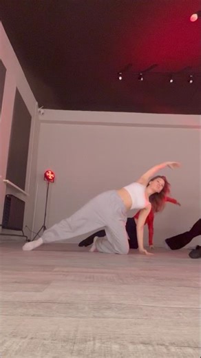 FEM CHOREO | Everybody Supports Women #dance #choreography #female #choreo #music #dancevideo