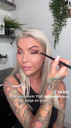 Morphe Cosmetics Nude Ambition Palette Tutorial