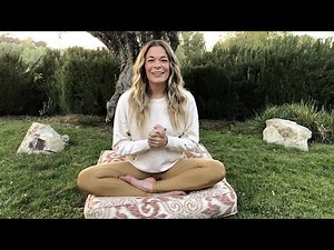 LeAnn Rimes ~ Be Still And Know (Thanksgiving Meditation)