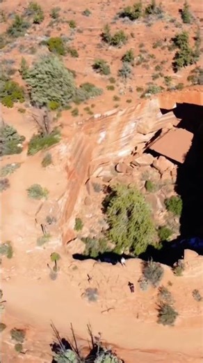 La Cocina Del Diablo En Sedona, Arizona | Devils Kitchen Near Sedona,AZ #sedonaarizona #dji #shorts
