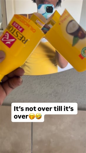 I don’t let go until it’s over, look how much (money) was still left in there😉 which item do you do this on, squeezing the life out of it🤷🏾‍♀️ let me know in the comments🤭😂 #MomLifeZA #FaithFamilyFun #LifeWithTwins #FamilyGoals #ZAContentCreator #TabzeedoLife #MarriageChronicles #EverydayMagic #HomeAndHeart #ContentWithPurpose | Nakhane Thabs Moko Gantana