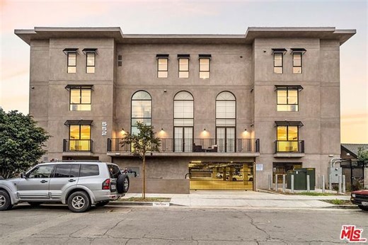 552 N Hobart Blvd #207, Los Angeles, CA 90004 | Estately 🧡 | MLS# 26756663