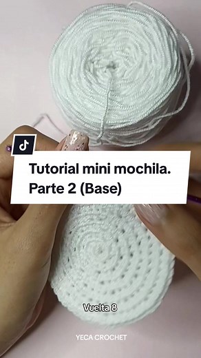 Tutorial mini mochila tejida a crochet. Esta es la continuación de la base. Espero logren aprender, pronto subiré la tercera parte, que será el cuerpo. 🥰 Sígueme, comparte y dale me gusta. Así me apoyas 🩷 #crochet #crochettutorial #tutorial #tutoriales #paratii #viral #aprendeconmigo