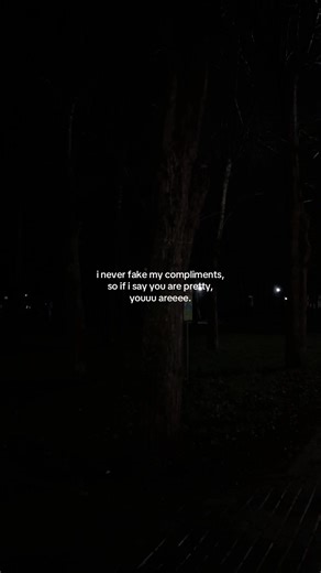 ˑ (@todanasa)’s video of complimenting strangers