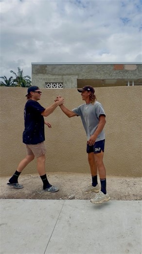 MATTONI HOMES on Instagram: "Timeless form. Textured perfection. Curves done right. Precision blockwork finished in Tyrolean render 🤍 When structure meets sculpture — curved blockwork, Tyrolean finish"