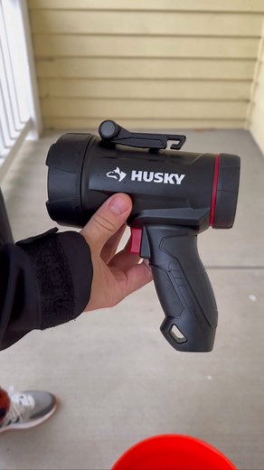 80K views · 781 reactions | Everyone needs one of these, makes a great gift! The dual power spotlight from HUSKY Available only @homedepot #toolsinaction #sponsored | Tools in Action | Facebook