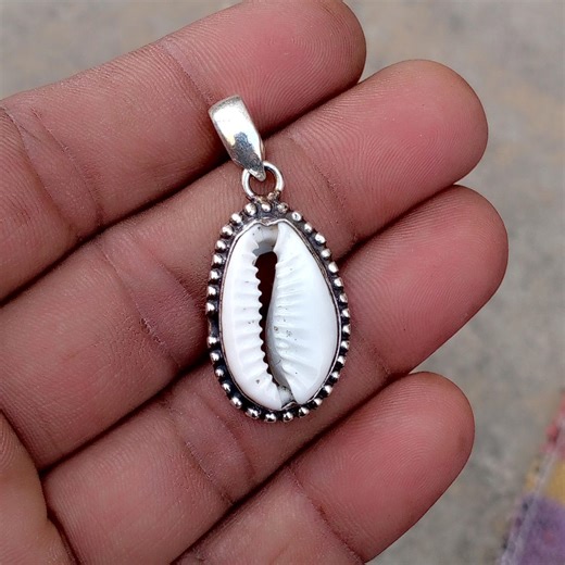 Cowrie Shell Pendant, 925 Sterling Silver Pendant, Gemstone Pendant, Handmade Pendant, Popular Pendant, Wonderful Pendant, Girlfriend Gift - Etsy