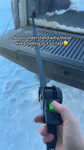 Once you use retractable ratchet straps, there’s no going back. No tangled mess, no fighting loose ends, These lock in tight, retract smooth, and hold over 400lbs working load / 1,209lbs break strength. Whether you’re hauling tools, bikes, lumber, or the project you swear you’ll finish this weekend… these make loading up stupid easy. They’re on sale right now, but they always sell out. So if you’ve ever needed straps that won’t turn into a spaghetti monster in your truck bed… grab a set while yo