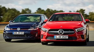 Golf GTI vs. A-Klasse: Kann der kleine Mercedes auch Sport? - AUTO BILD