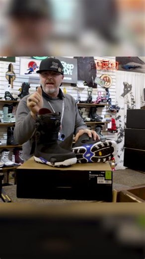 🔥In-Store Special 🔥 Introducing the all-new 25-26 Burton Snowboards Waverange X Pro Step On boots! With a soft flex, three BOA Fit System, and a sleek new look. These boots are designed to boost your performance. 🚨 Available only in-store for a limited time 🚨 don’t miss out! Come in today before they're gone! ⏳ #Buckmans #LimitedEdition #EarlyRelease #StepOn #NewGear https://buckmans.com/store/items.aspx?q=waverangexpro | Buckmans.com