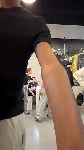 @𝖎𝖓_𝖘𝖈𝖗𝖎𝖕𝖙_𝖌𝖆𝖑𝖑𝖊𝖗𝖞 🤑 🤬 on Instagram