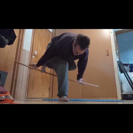 Mobility challenge with the stick #mobility #funny #challenge #challenges #challengevideo