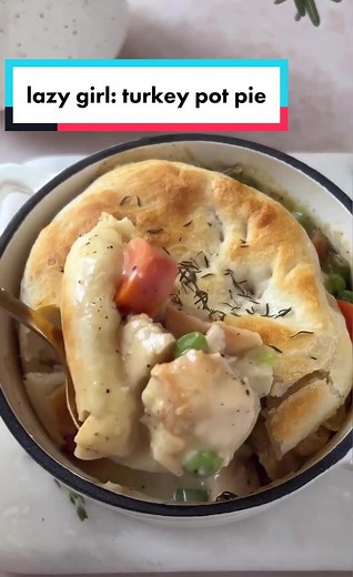 Easy Single Serve Turkey Pot Pie Recipe