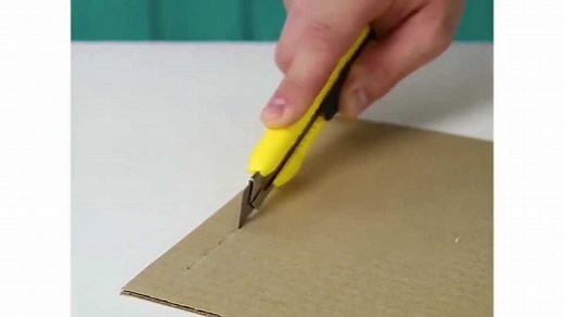 美工刀的正确使用方法，你们知道吗？