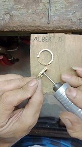 Gumawa ko ng 18k yellowgold loop earrings na may 8pcs diamonds each!💎 Late upload guys! Request video mo po mam myrna Garcia ng bacoor cavite! #gold #jewelry #everyone #friends #earnings #Diamond💎 | Albert Denilla